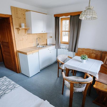Guesthouse Jelenov Greben Подчетртек Экстерьер фото