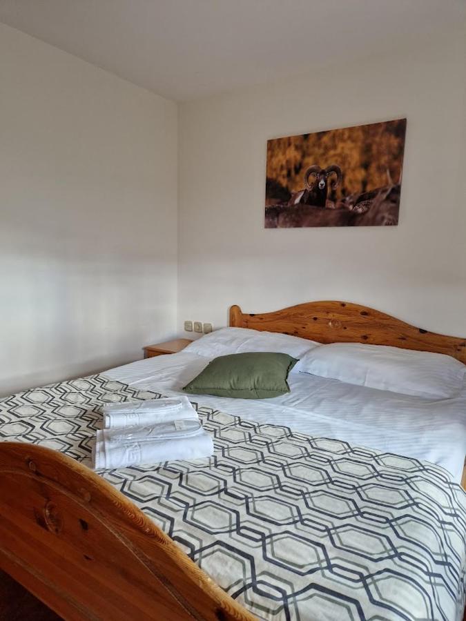 Guesthouse Jelenov Greben Подчетртек Экстерьер фото