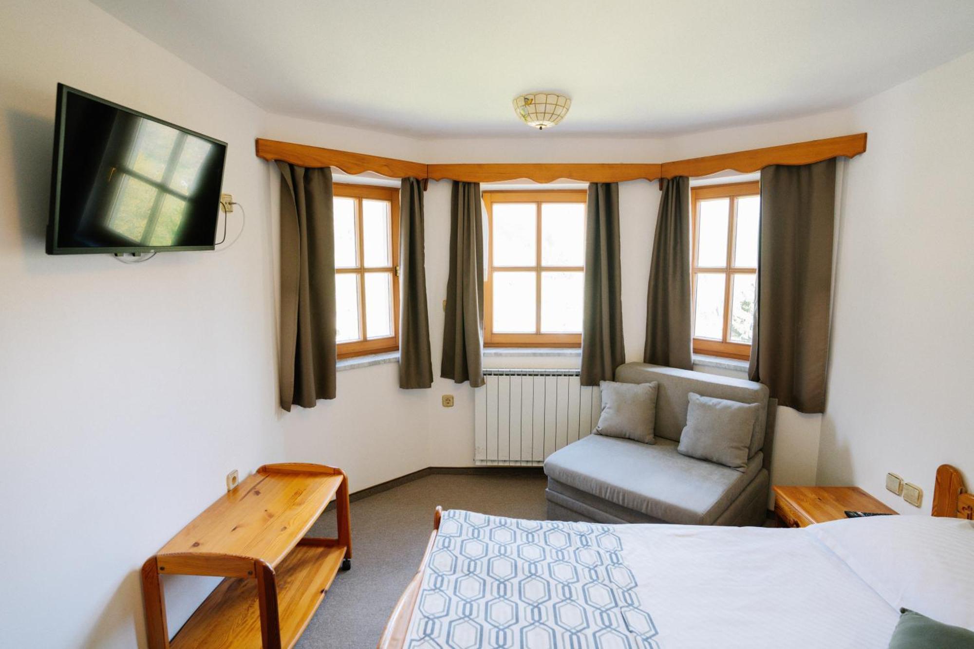 Guesthouse Jelenov Greben Подчетртек Экстерьер фото